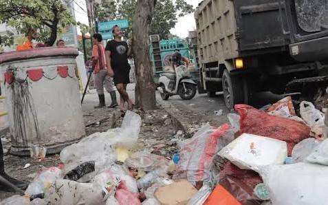 Ilustrasi kinerja LPS dalam angkut sampah di Pekanbaru mulai kurang maksimal (foto/int)